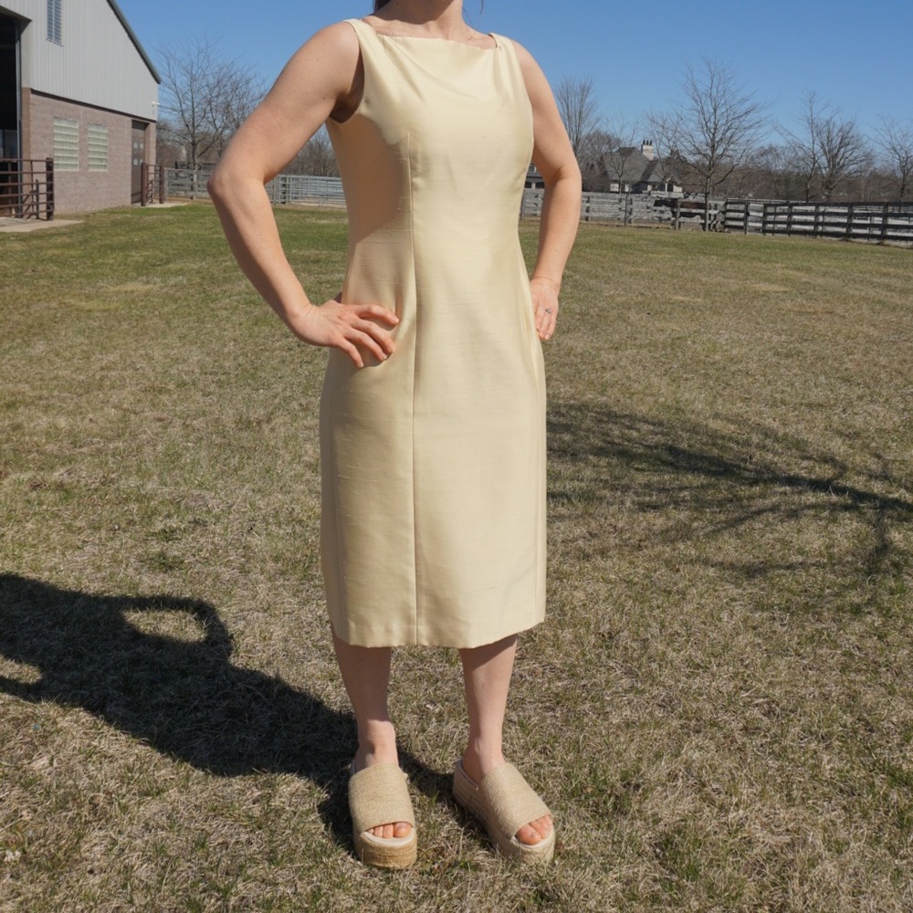 100% Silk Midi Length Dress Size Small Color Ivory/Cream Brand-Worth